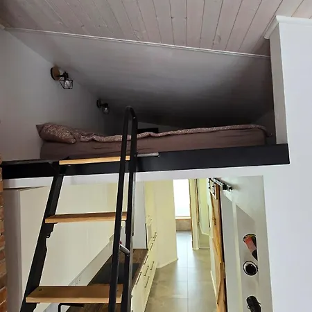 Semesterbostad Eraldi Maja, Hoov, Rand Laehedal Pärnu